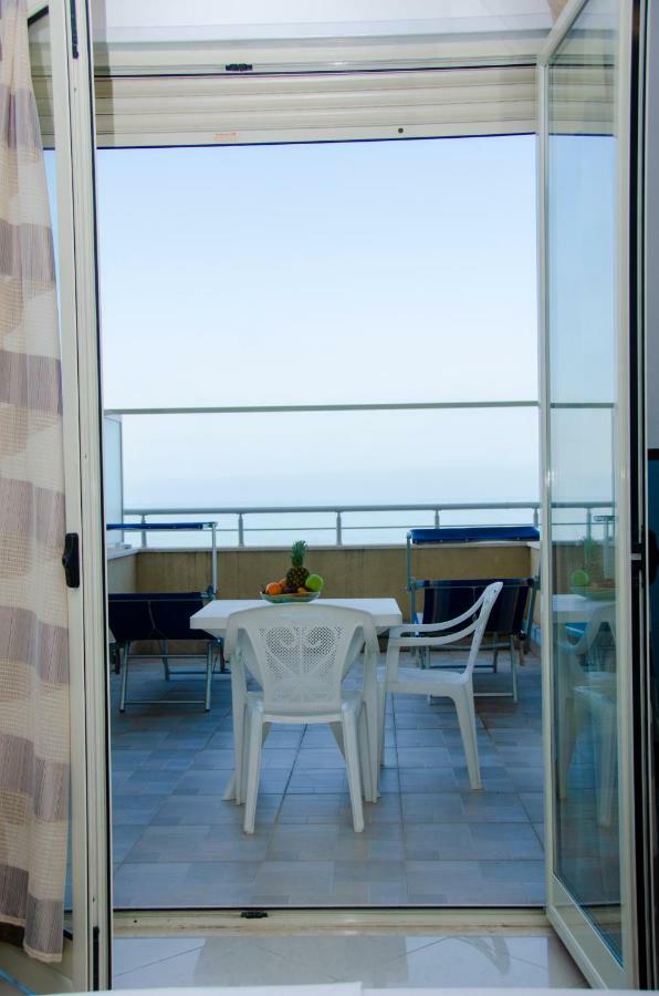 Vala Hotel Durrës